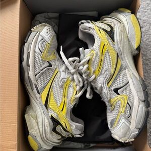 Balenciaga Men Shoes - Yellow and Gray